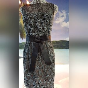 ○$4,000 OSCAR DE LA RENTA GORGEOUS FLOWER BEADED RUNWAY DRESS US 8 M